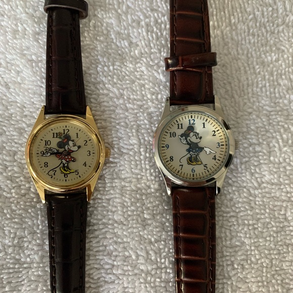 Set of Disney Watches New withour tags. Batteries must be replaced - Picture 1 of 5
